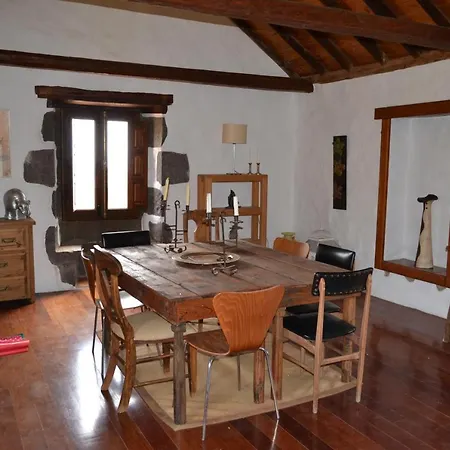 לינה וארוחת בוקר Traditional Canarian Country House 2*